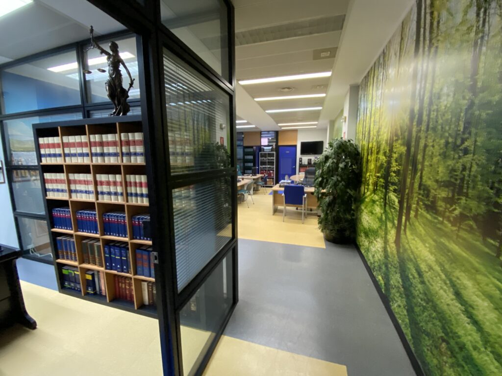 OFICINAS ADMINISTRACIONES HENARES 2